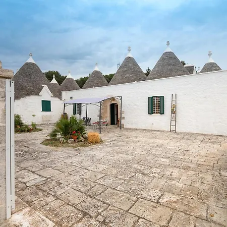 Trullo In Masseria Cisternino